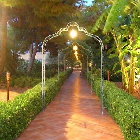 Hotel Domus Aurea Agrigento Exterior foto